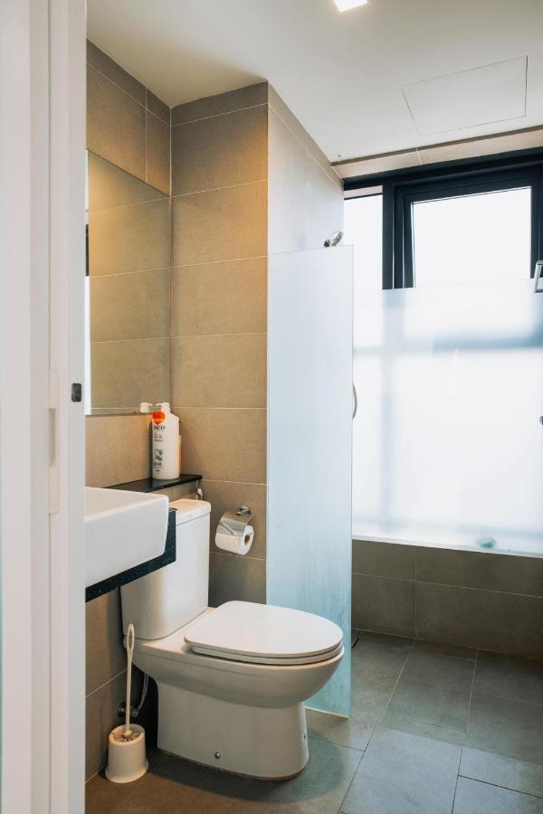 The Pine, 3Br Seaview By Wstay @ Tropicana 218 Macalister George Town Exterior photo